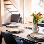 Feriehus White Nights With Sauna And Grill